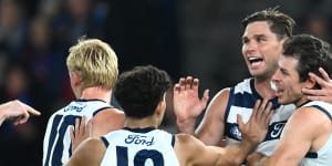 As it happened:Undermanned Cats down Bulldogs,sizzling Suns overrun Crows,Pies thump Eagles,Power smash Hawks