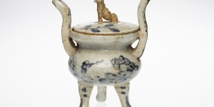 Song Dynasty porcelain once owned by Sir Keith and Dame Elisabeth Murdoch and bequeathed by their friends Herbert and May Shaw to the Hamilton Gallery.