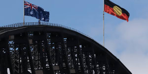 The premier would like the Australian and Aboriginal flags to fly side-by-side on the Harbour Bridge every day,but a new flagpole needs to be built.