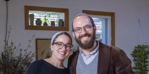 Rabbi Noam Sendor and wife Sara.