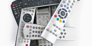 As the streaming age took off,TV watching has become a battle of choice for subscriptions,remotes and devices.