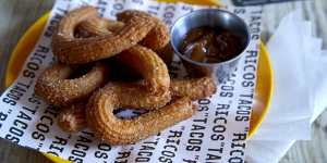 Churros with chamomile sugar.