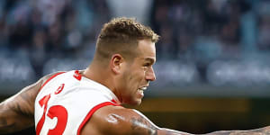 Lance Franklin was booed by a small section of the Collingwood faithful at the MCG.
