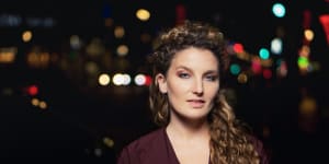 Comedian Alice Fraser always appreciates when bookers think about her needs before a show.