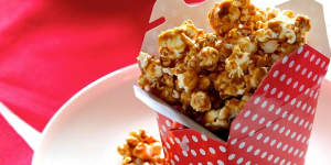 Caramel popcorn