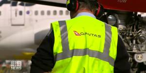 Prime Minister Scott Morrison has praised Qantas,after the airline announced today that COVID-19 vaccinations are to be mandatory for all of its staff.