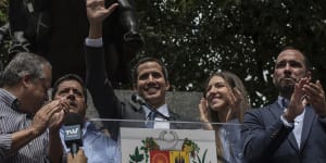 Guaido rallies with public appearance as Maduro sends minister to UN meeting