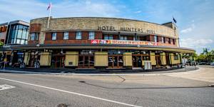 Hunters Hill Hotel would like to extend its trading to 2am. 