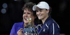 Evonne Goolagong Cawley presents the Daphne Akhurst Memorial Cup to Ash Barty after last year’s Australian Open women’s final.