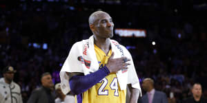 Kobe Bryant's'Mamba out'towel goes for more than $50,000 at auction