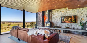 BullerRoo,Barwite review:A retreat on the doorstep of Mount Buller and foodie centre Mansfield