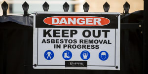 17 days before asbestos clean-up crews were sent to Brisbane school