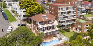 Surgeon buys house with Manly beach views for $21.5 million at auction