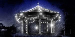 A rotunda in Sydney’s Hyde Park is lit up in honour of a visit by the US fleet in 1908. 