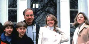 Rupert Murdoch and then wife Anna Murdoch with their children Lachlan,James and Elisabeth in New York City in 1989.