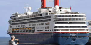 Cruise ship lost power in Sydney Harbour in alarming echo of Baltimore disaster