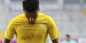 Dortmund's Sancho leads Floyd protests in Bundesliga