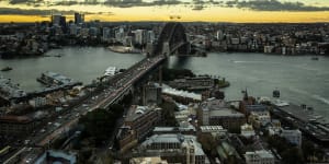 Sydney Harbour Tunnel tolls to stay,deeper tunnel possible for new crossing