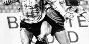 Jose Rodriguez and Frank Farina compete for the ball in 1988.