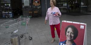 Karen McKeown campaigning in Cranebrook before the 2023 election.