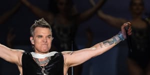 Pop superstar Robbie Williams brings traffic to a standstill for Perth winery concert