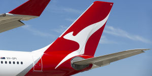 Qantas pushes back plans for long-haul international flights to October