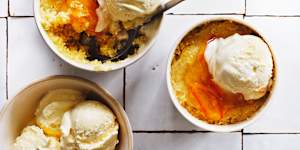 Orange and almond mug cake.
