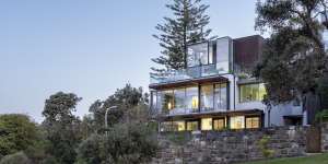 The Tamarama house of Antony Spanbrook and Chris Yeo remains for sale for $20 million.