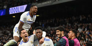 Chelsea,Bayern eliminated on dramatic night in Champions League