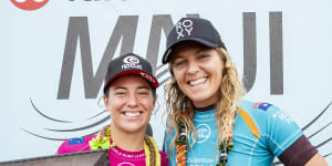 Gilmore beats Wright in Maui surf final