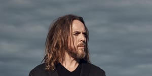 Tim Minchin’s near-perfect show is more raucous than you might expect