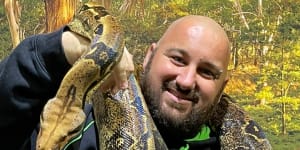 ‘Stewy the Snake Catcher’ keeps licence but must scale back social media