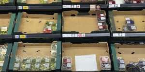 Meagre harvest:Brits told to eat turnips as supermarkets ration fresh fruit,vegetables