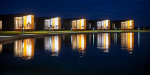 The lakeside"villas"are,in reality,glorified shipping-container-like cabins starting at a generously-sized 52.3 metres. 