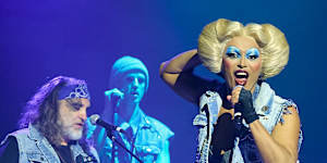 Seann Miley Moore is a killer Hedwig in this must-see show