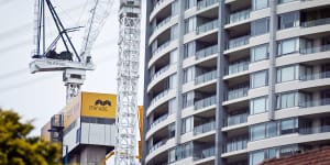 Housing industry at loggerheads over stone ban