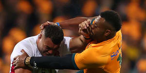 SYDNEY,AUSTRALIA - JULY 16:Ellis Genge of England is tackled by Samu Kerevi of the Wallabies during game three of the International Test match series between the Australia Wallabies and England at the Sydney Cricket Ground on July 16,2022 in Sydney,Australia. (Photo by Mark Kolbe/Getty Images)