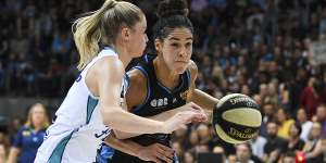 Clutch three from MVP Nurse gives Canberra back-to-back WNBL titles