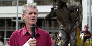 Drew Hutton was key to the formation of the Queensland Greens,Australian Greens and the anti-fracking Lock the Gate Alliance.