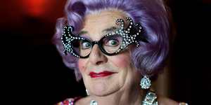 Dame Edna Everage’s diamante-encrusted specs to go under the hammer