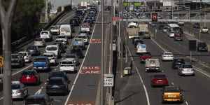 Traffic clears after Harbour Tunnel CCTV failure caused crash and major delays