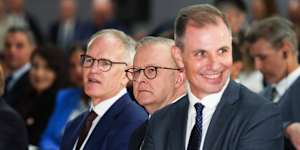 Michael Miller,executive chair of News Corp Australasia,left,with Prime Minister and Anthony Albanese and Daily Telegraph editor Ben English during the last election campaign.