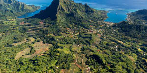 mar6sixbest-frenchpolynesianislands Moorea (credit Tahiti Tourisme&amp;Stephane Mailion)2.jpg