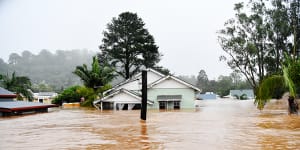 Internal documents show BoM escalated questions on climate and floods