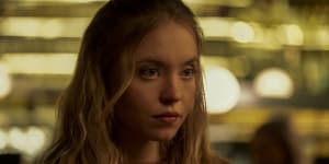 Sydney Sweeney as Montreal hipster Pippa in The Voyeurs.