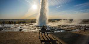 Geysir geyser no longer erupts,but nearby Strokkur blows every seven minutes or so to spectacular effect.