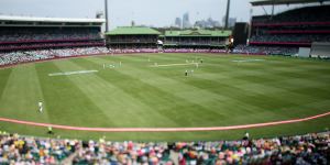 Crowds at SCG during Sydney COVID-19 outbreak:It's just not cricket