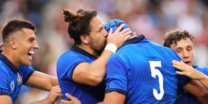 Seven-try Italy overwhelm Canada in Rugby World Cup