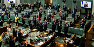 As it happened:Zelensky addresses Australian parliament;Northern NSW remains on major flooding alert