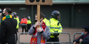 More fan protests at Old Trafford before long-awaited Liverpool win